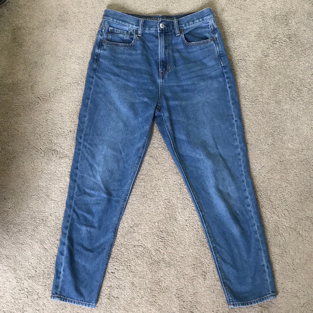 American Eagle mom jeans